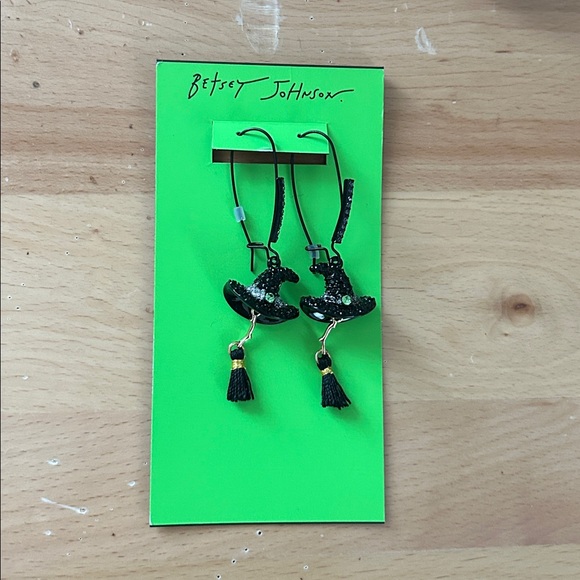 Betsey Johnson Jewelry - Betsey Johnson Witch Hat Dangle Drop Earrings